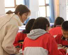 手写诗稿的墨香教育的力气来自生命与生